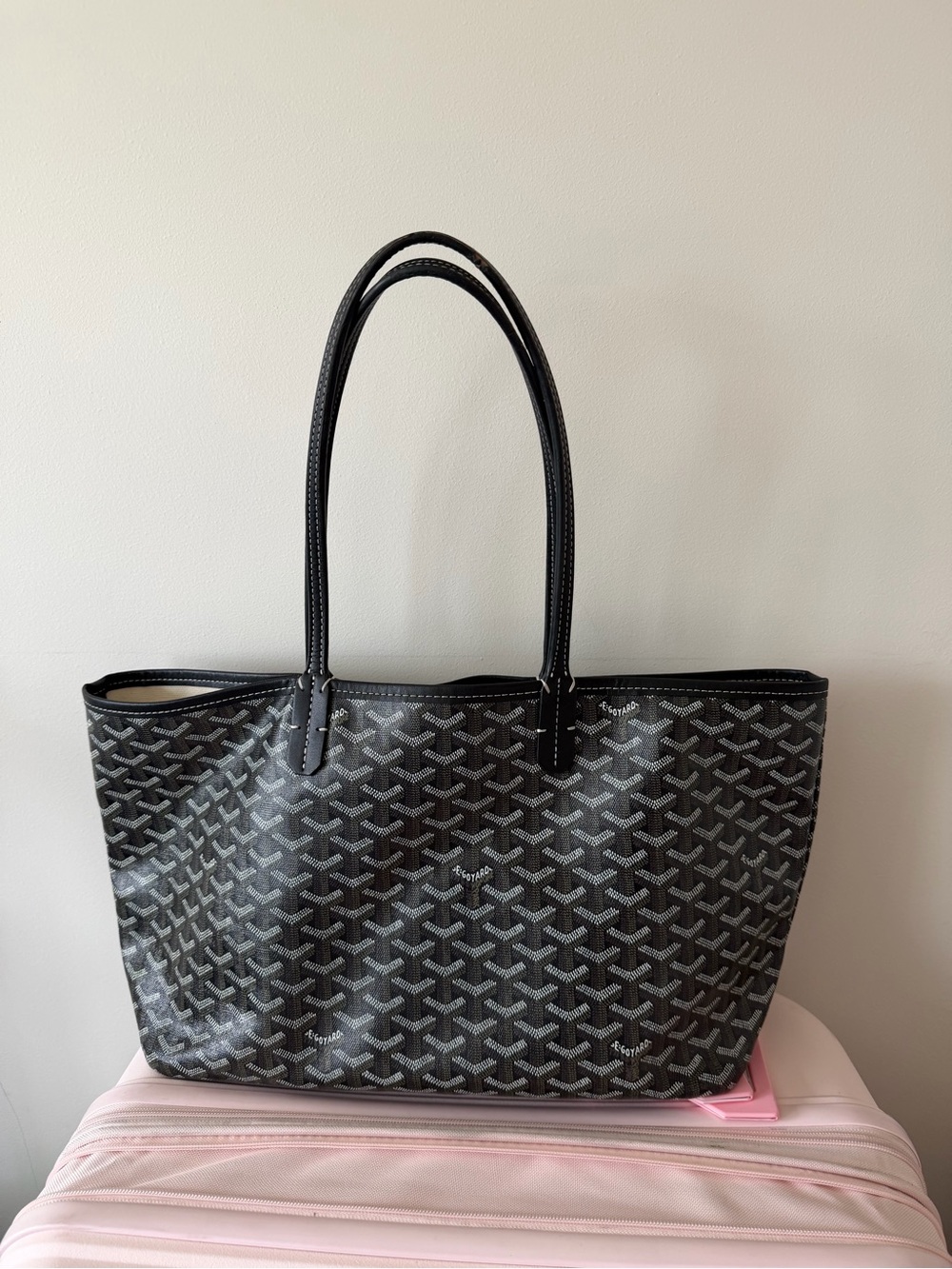 Black Goyard tote